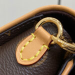 Louis Vuitton Pochette Camille M13566 Brown